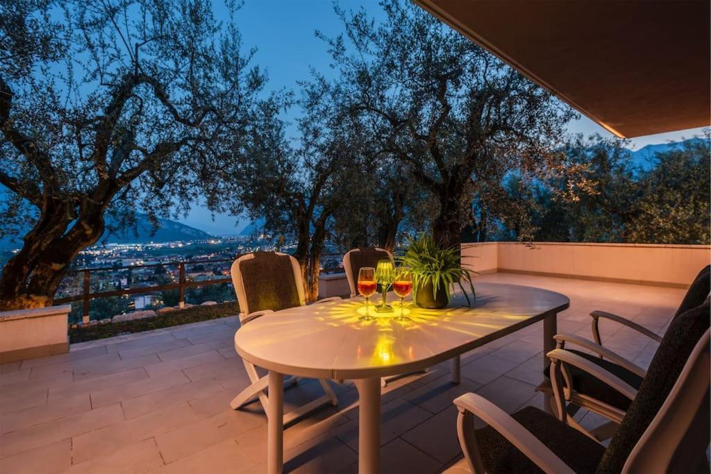 Casa Tra Gli Olivi Villa Arco Kültér fotó