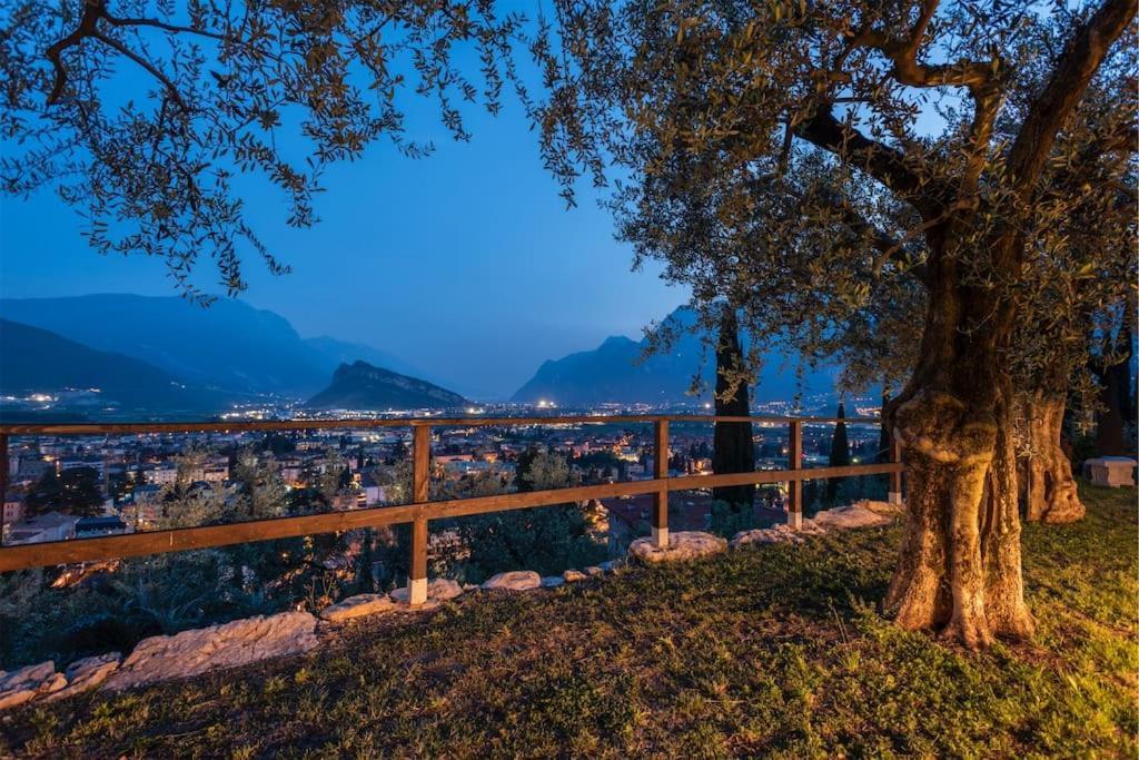 Casa Tra Gli Olivi Villa Arco Kültér fotó